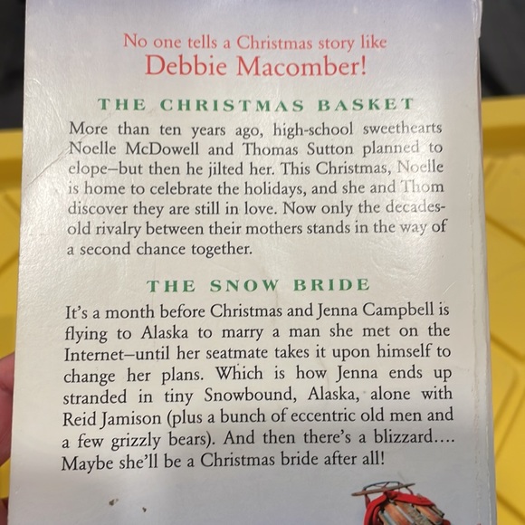 Debbie Macomber Lot of 3 Christmas Books 🎄Bundle your likes and save🎄 - Picture 8 of 8